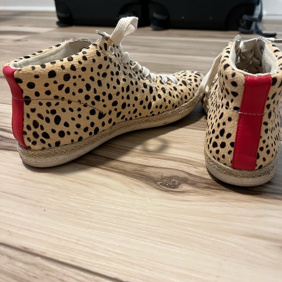 Dolce Vita Leopard Sneakers - Picture 3 of 6